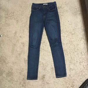 Levi’s 721 high rise skinny jeans size 29